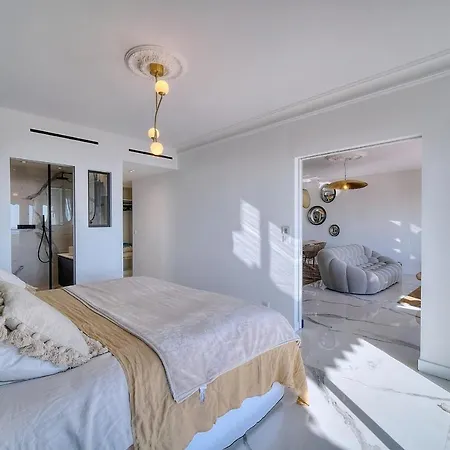 Luxury - Magnificent With Sea View *